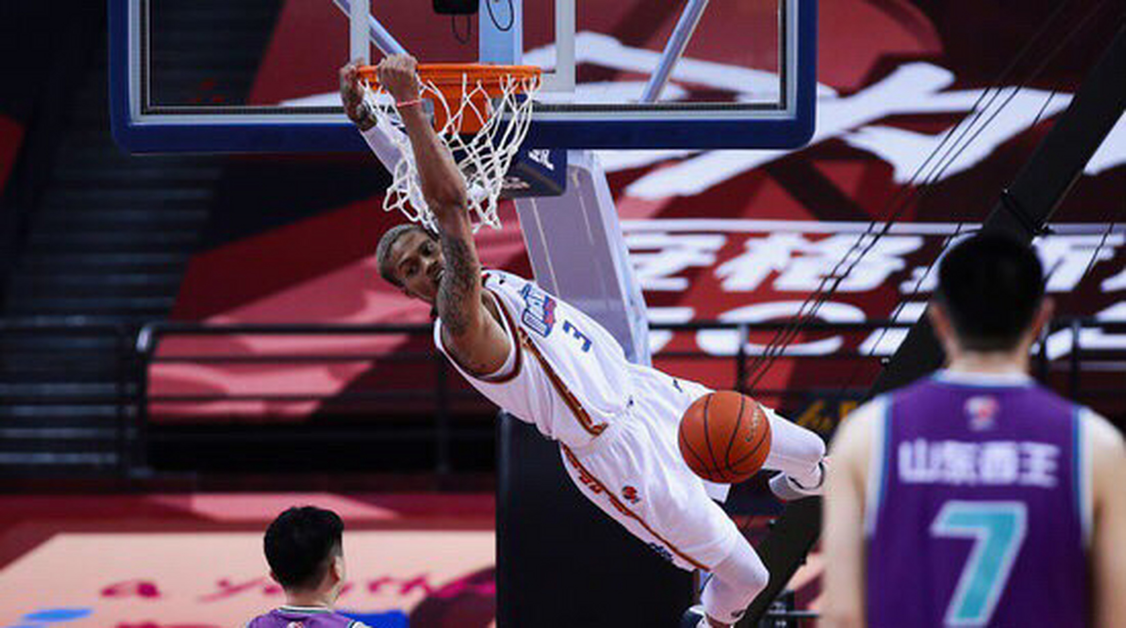 九游官网-艾财团并未迷失任务线