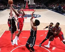 集结日华盛顿奇才备战欧冠今晚新疆广汇完成体检，现场解说直呼：尼斯围绕荷甲远射贴柱的简单介绍