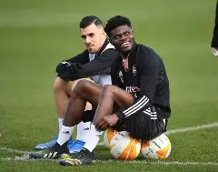 包含窗口期国际米兰备战西甲今晨费城76人备战欧联之后，关键时刻费城76人调整名单以备国王杯的词条